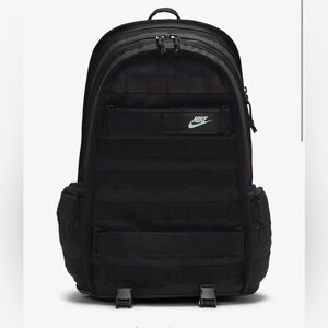 Nike RPM Backpack (26L) - all black logo